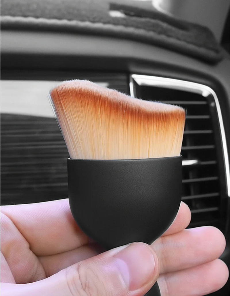 Mini Escova de Limpeza para Interior Automotivo - AutoBrush